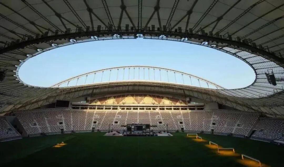 关于东道主卡塔尔迎世界杯倒计时，场馆完工的信息