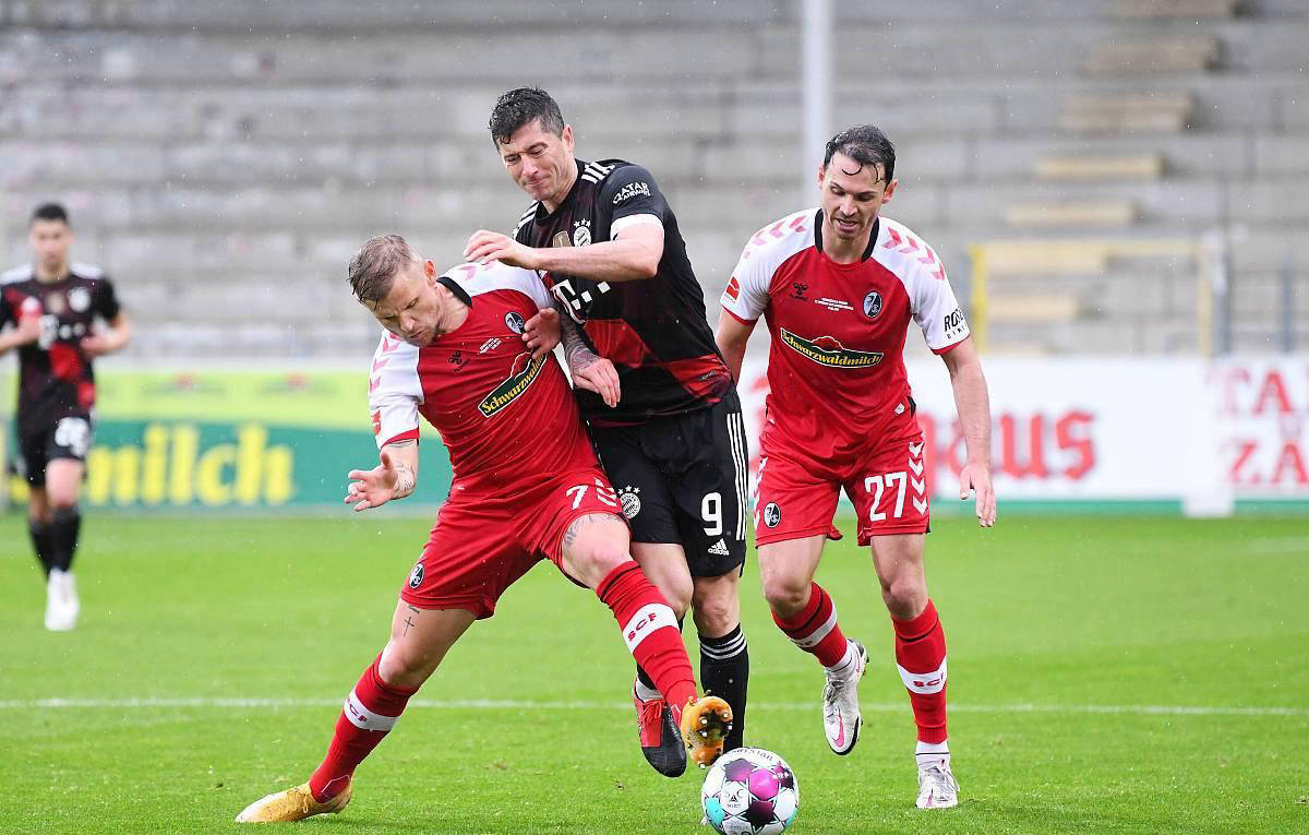 开云APP-美因茨球队备战下一场比赛，全队备战状态良好的简单介绍