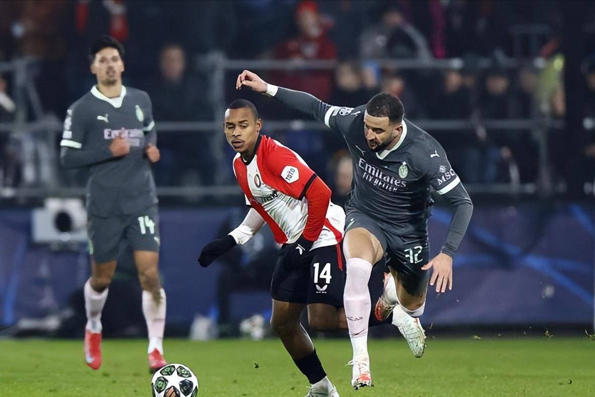 AC米兰中场失误导致丢球，球队陷入泥潭的简单介绍