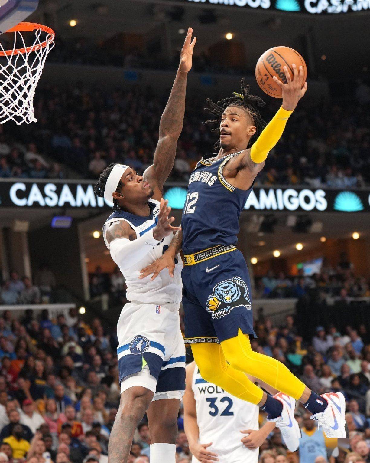 灰熊击败尼克斯，莫兰特全场分轰炸