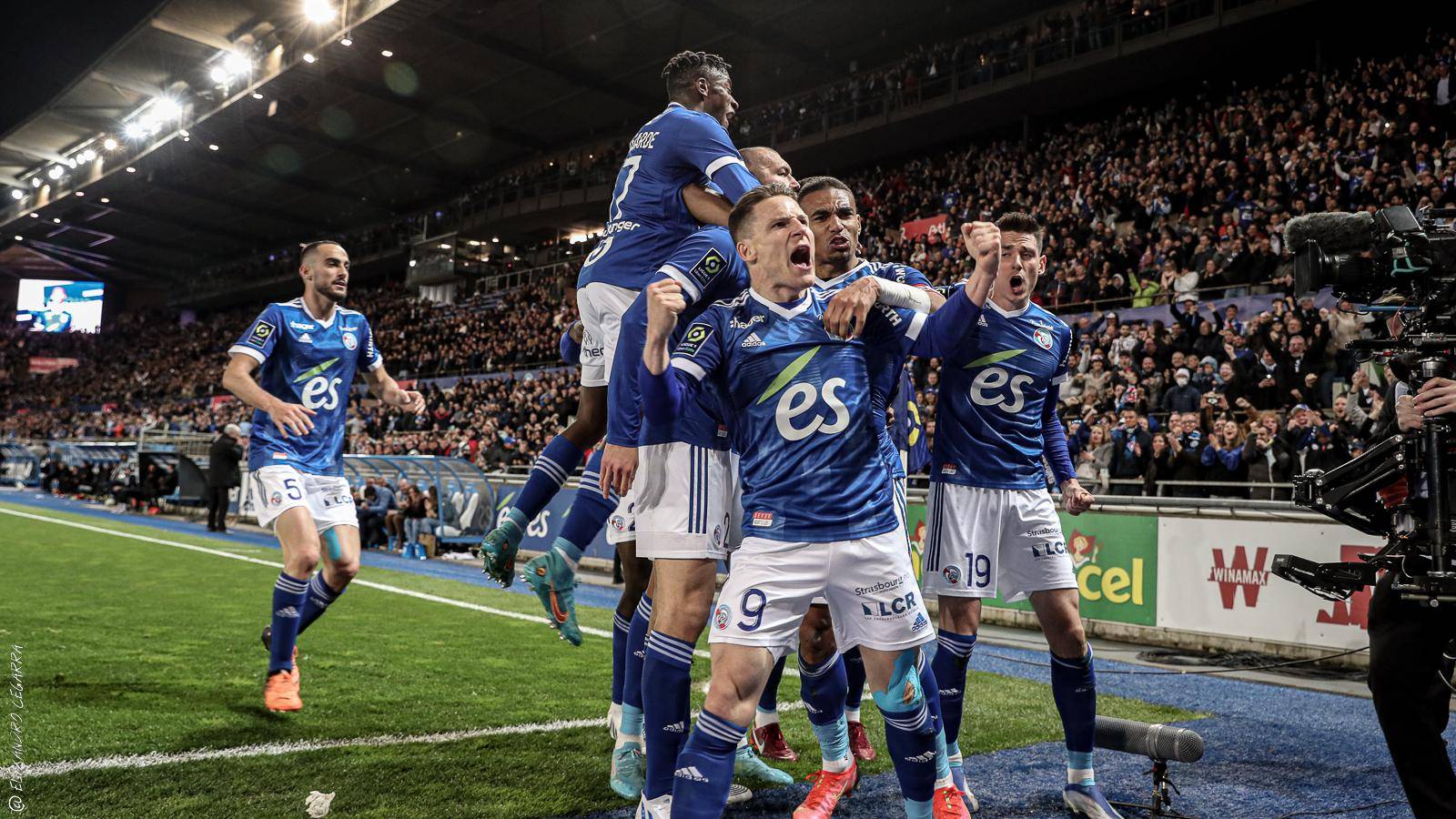 开云官网-精彩足球联赛即将进入紧张阶段