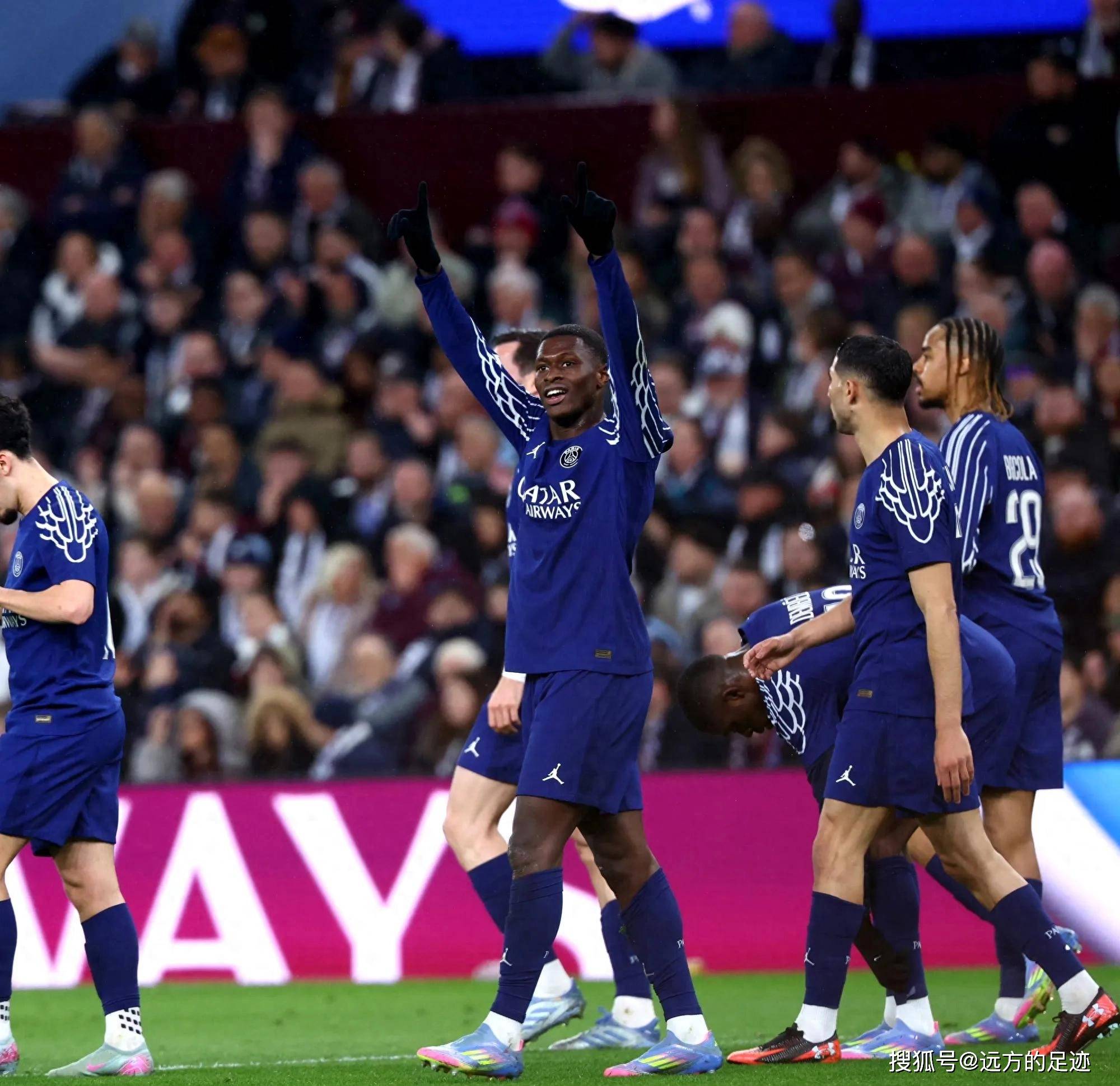 开云体育平台APP-欧预赛半决赛激战，胜者晋级决赛！的简单介绍