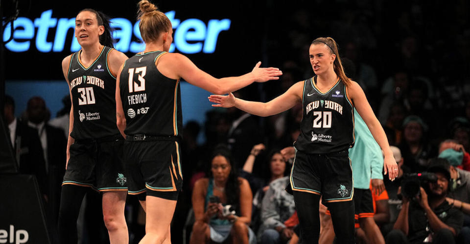 开云体育中国-WNBA季后赛精彩继续，胜负未定扣人心弦的简单介绍