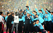 大连一方换帅致胜，球队气势如虹