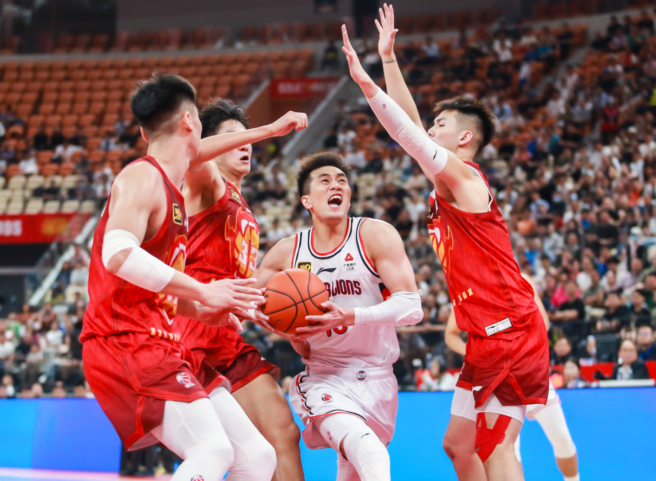 开云体育-包含热门球队在新赛季斩获三连胜的词条