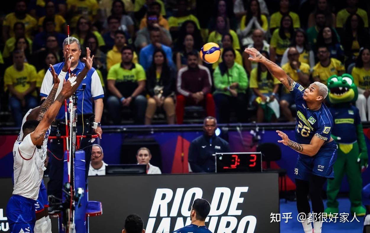 开云体育在线-意大利队客场逆转，惊险取胜德国