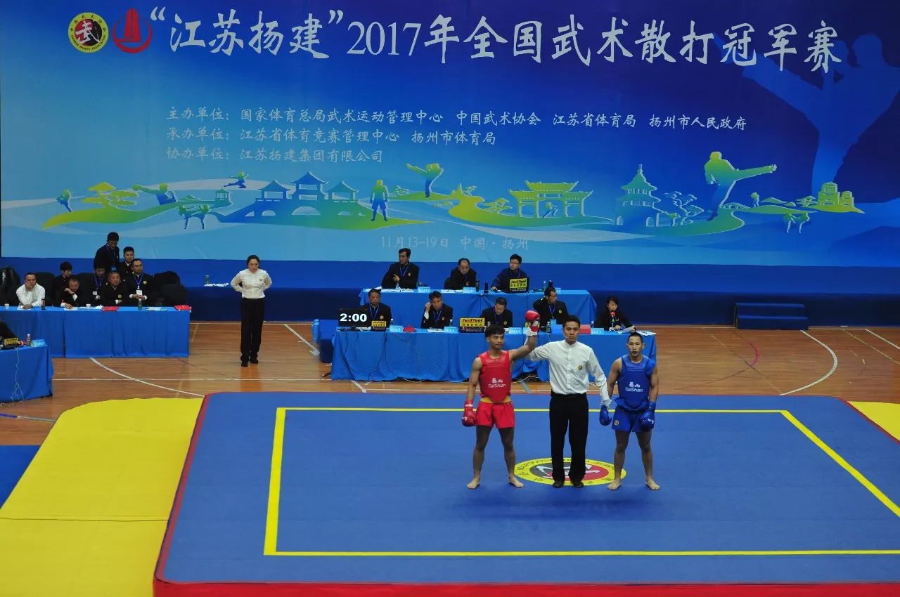 激战蓄势待发，双方尽展球技