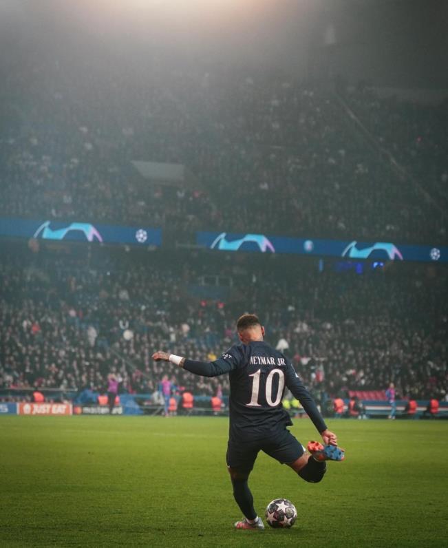 大巴黎客场逆转战胜意甲劲旅