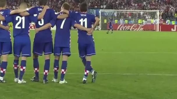 开云下载-斯洛伐克备战欧洲杯预选赛，迎战俄罗斯