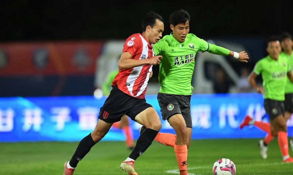 开云平台-双方实力对比，比赛胜负悬而未决，谁能笑到最后？的简单介绍