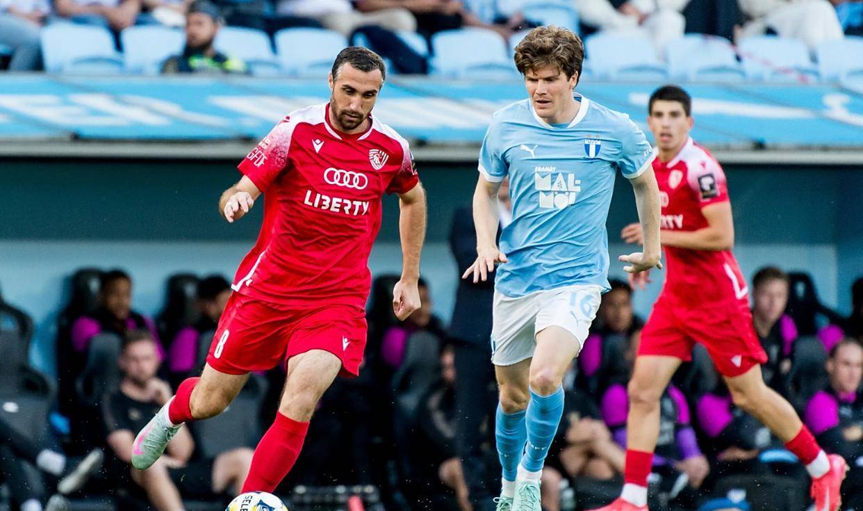 欧预赛冠军归属悬念重重，谁将夺冠？