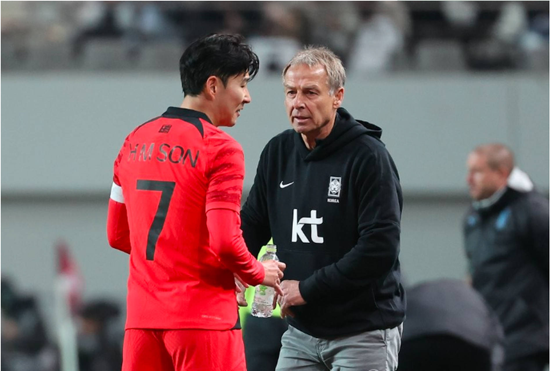 重庆力帆士气高昂，客场表现精彩获胜