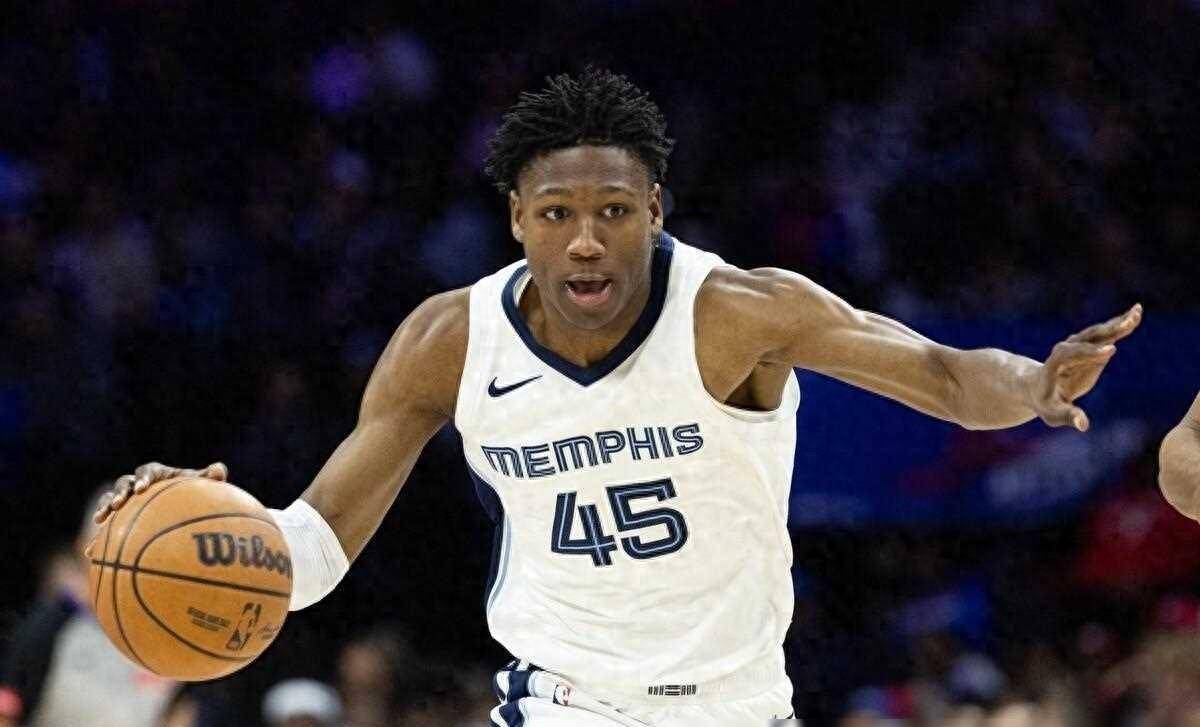 开云APP-灰熊队客场击败奇才