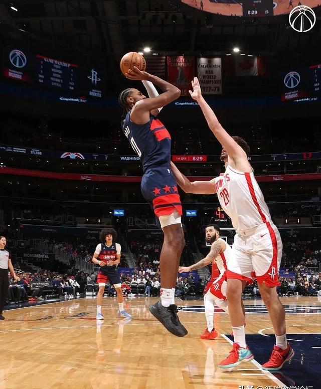 灰熊队客场击败奇才